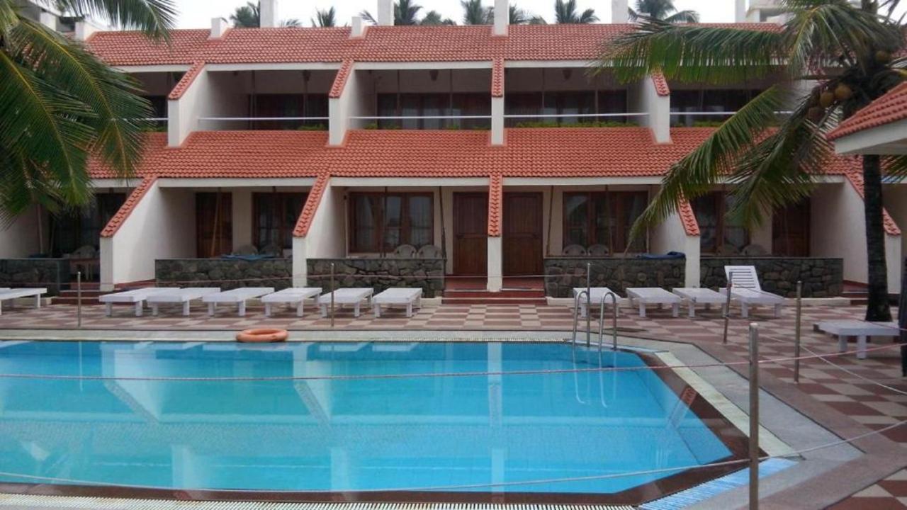 Seaface Beach Resort Kovalam Buitenkant foto