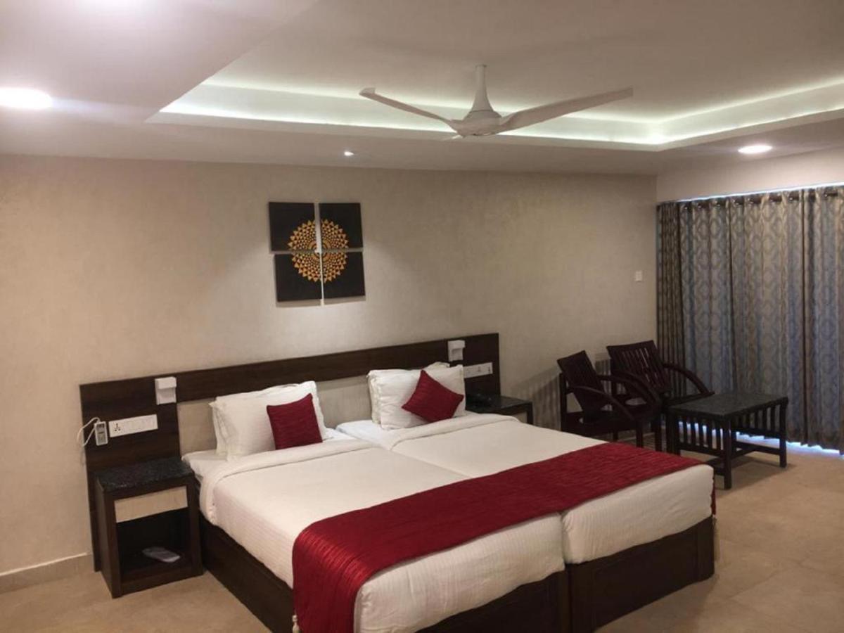 Seaface Beach Resort Kovalam Kamer foto