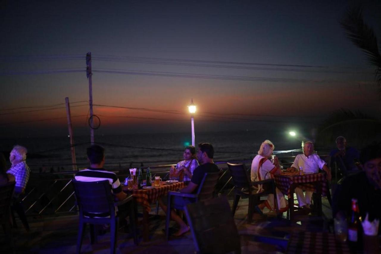 Seaface Beach Resort Kovalam Buitenkant foto