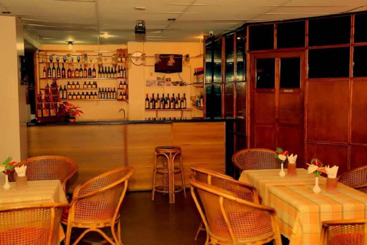 Seaface Beach Resort Kovalam Buitenkant foto