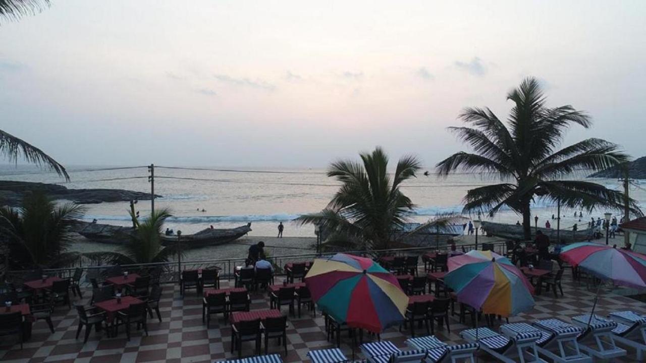 Seaface Beach Resort Kovalam Buitenkant foto
