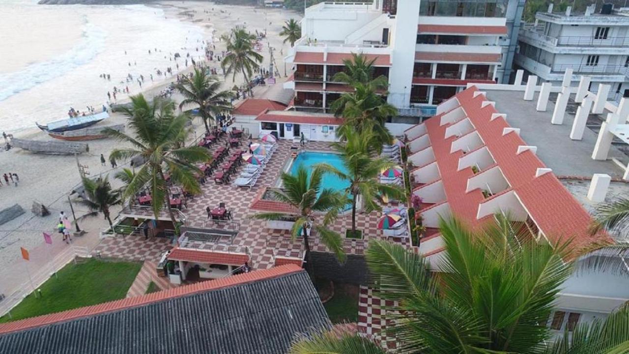 Seaface Beach Resort Kovalam Buitenkant foto