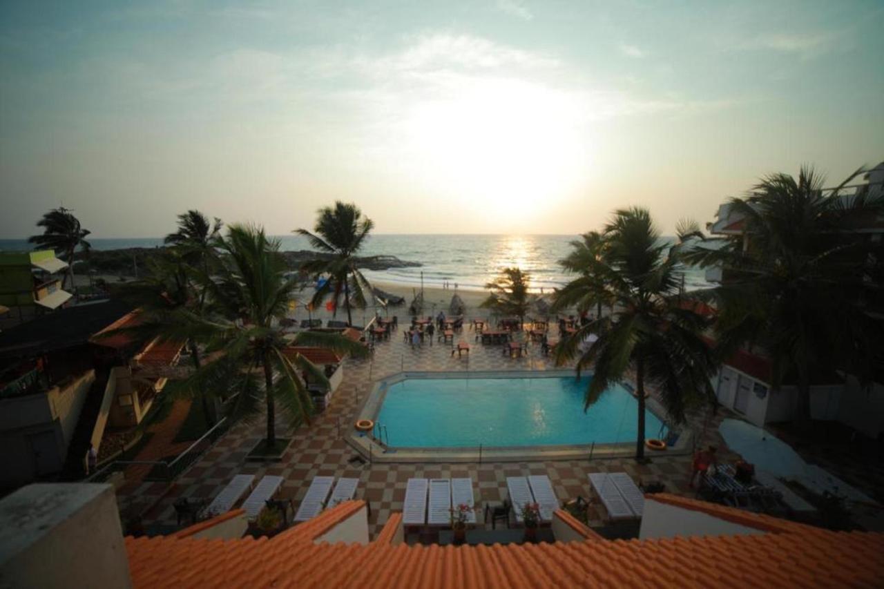 Seaface Beach Resort Kovalam Buitenkant foto