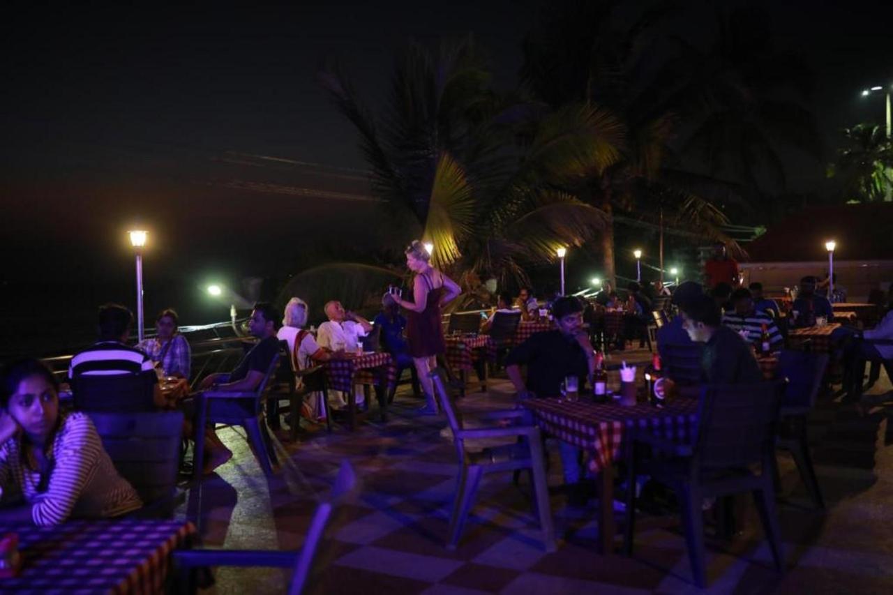 Seaface Beach Resort Kovalam Buitenkant foto