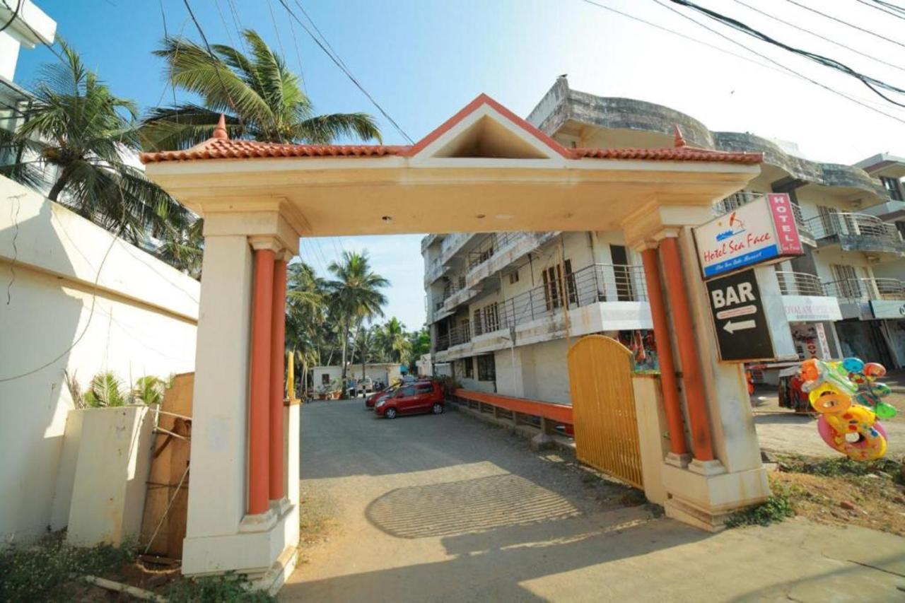 Seaface Beach Resort Kovalam Buitenkant foto