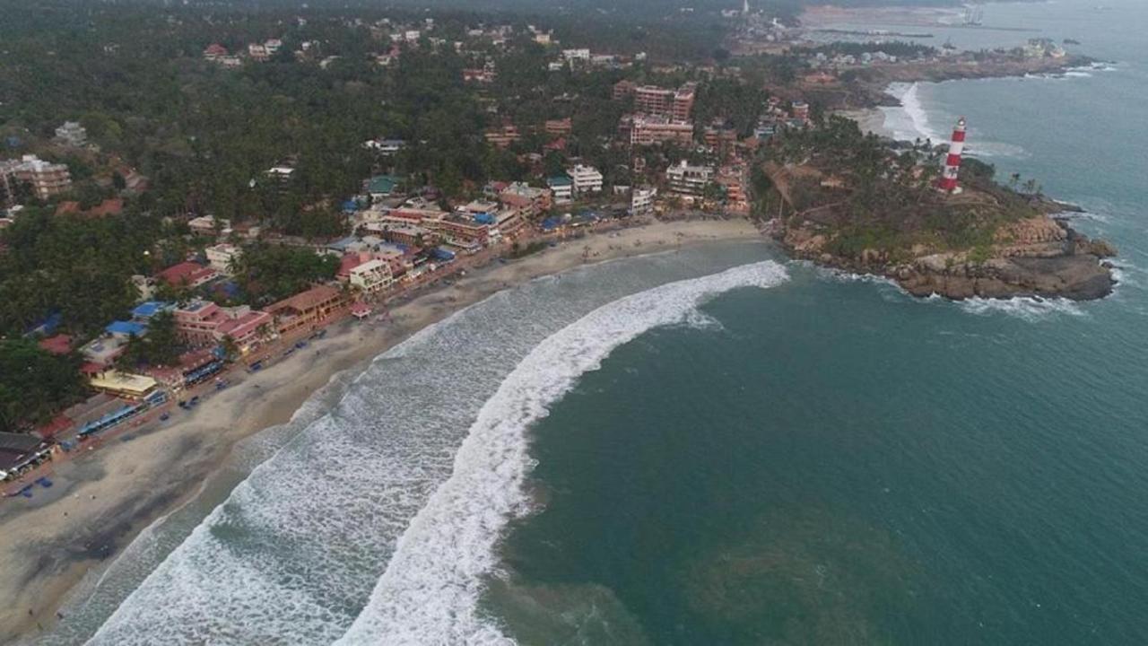 Seaface Beach Resort Kovalam Buitenkant foto