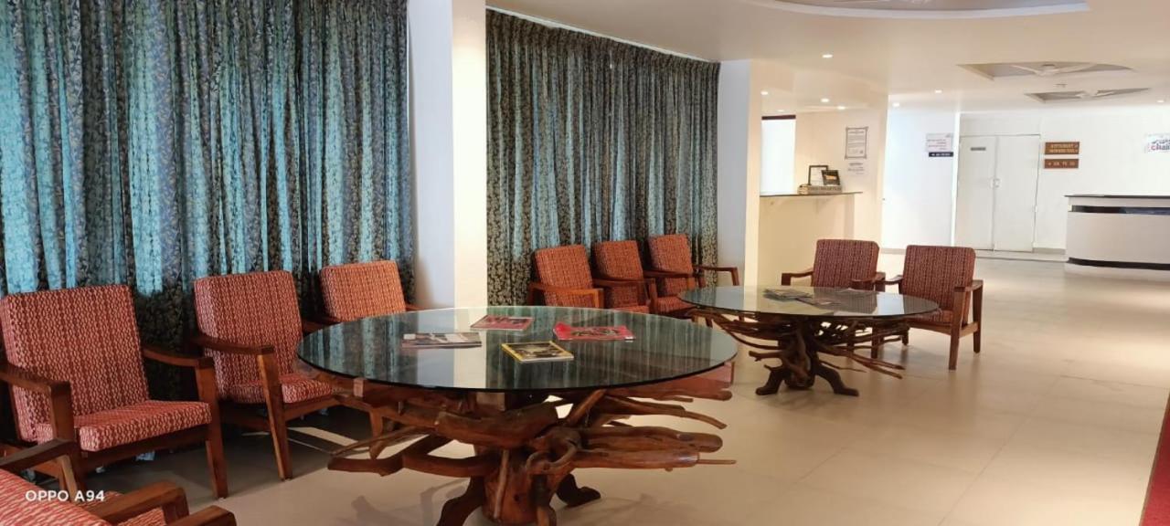 Seaface Beach Resort Kovalam Buitenkant foto
